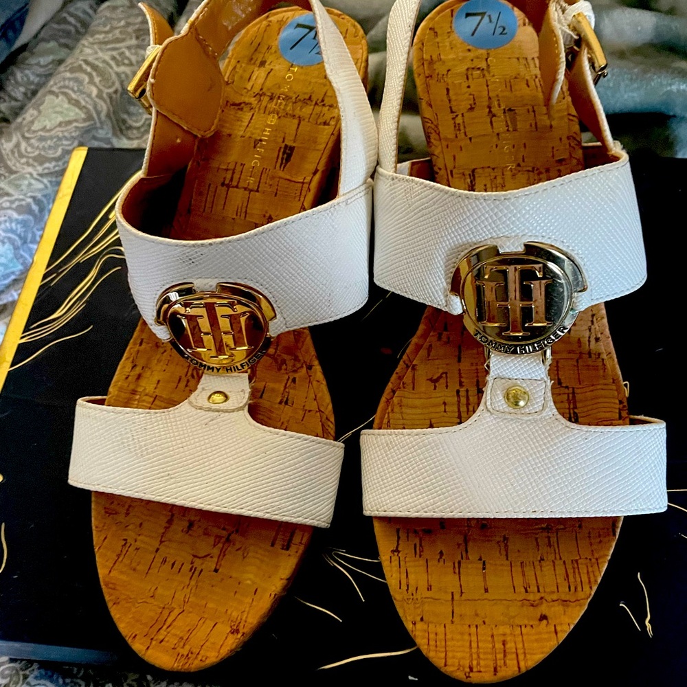 Tommy Hilfiger